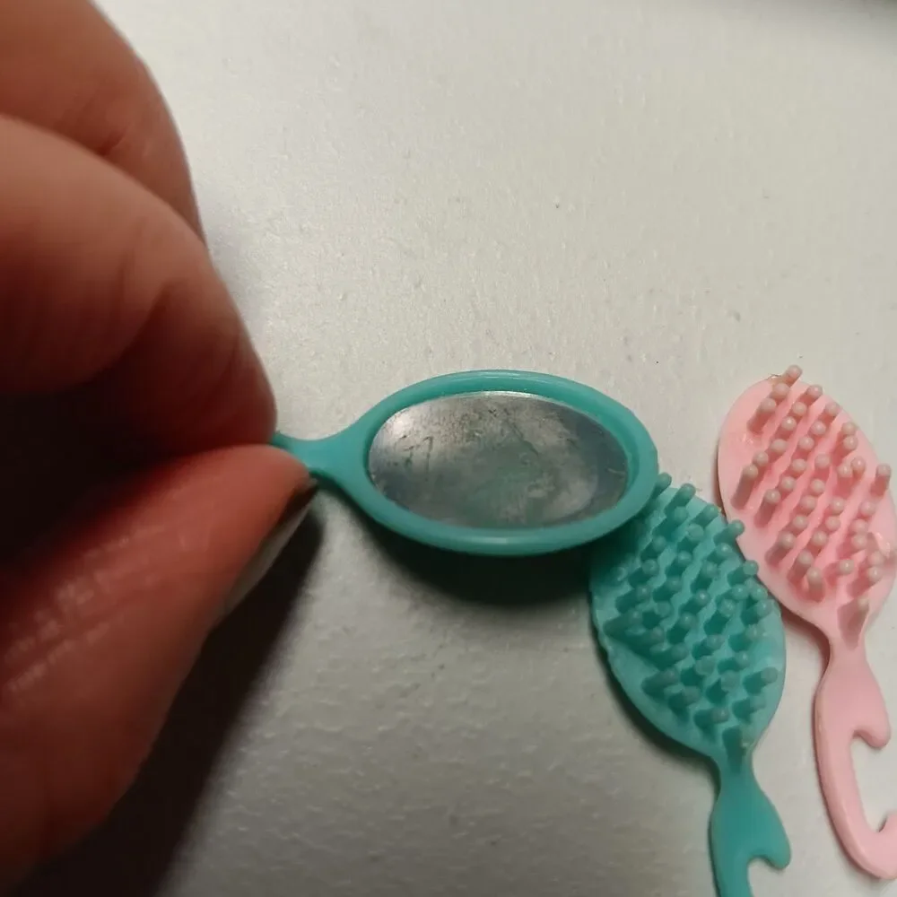 VTG Christie Beauty Secrets Barbie Doll Blue Pink Comb Brush Mirror 1979 70s Toy